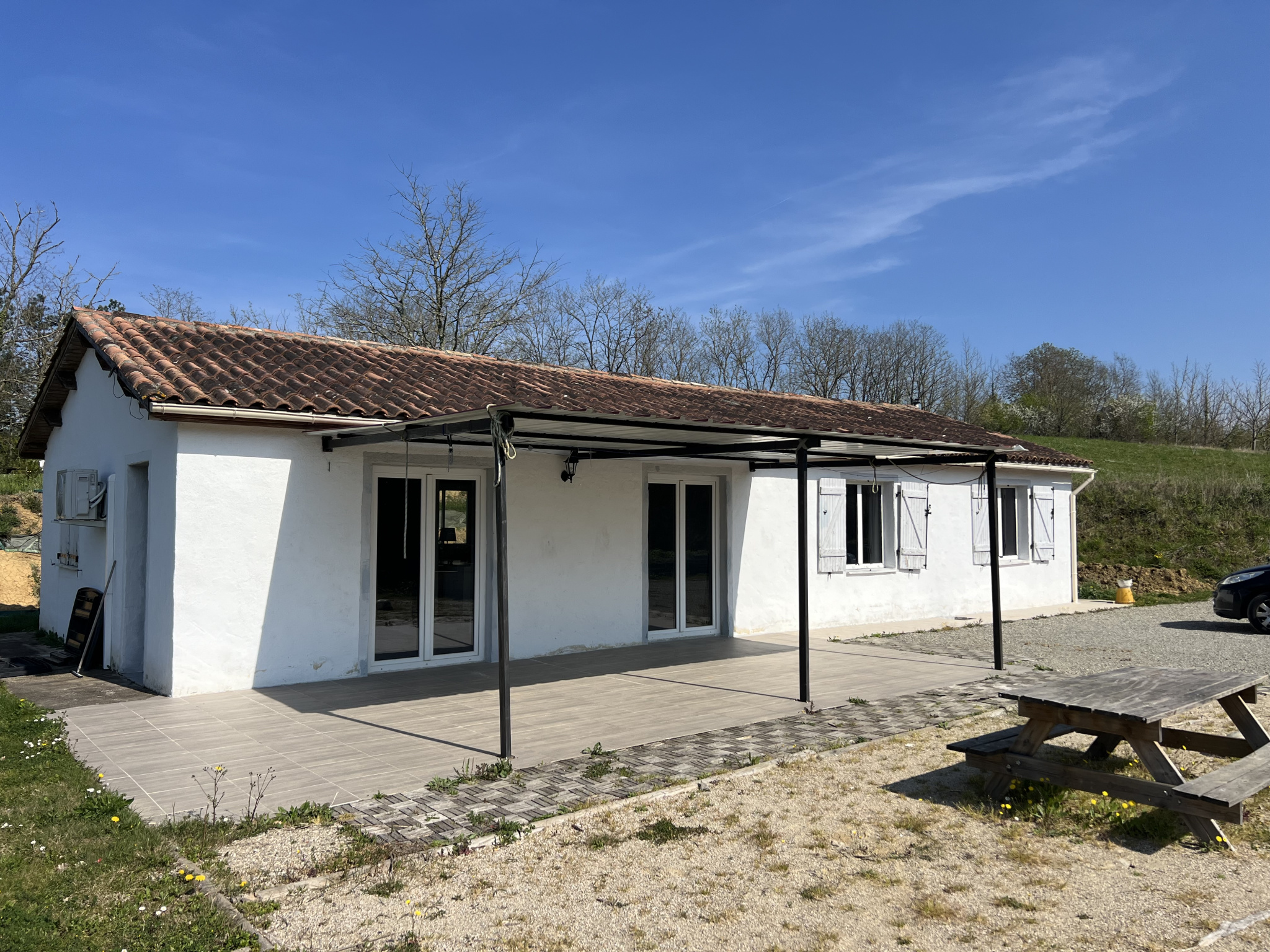 Maison de type 4 avec dépendance